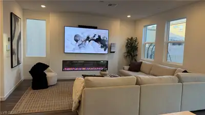 862 Camargo Street Living Room