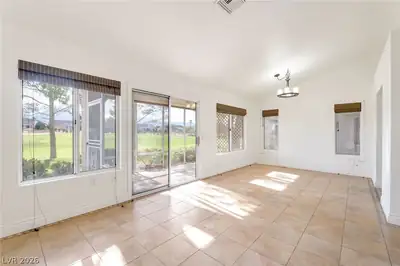 2821 Linkview Drive Dining Area