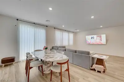 2663 Sierra Grande Street Dining Area