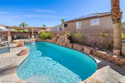 8086 Avalon Island Street Pool