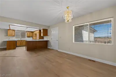 1225 West Cottonwood Avenue Dining Area