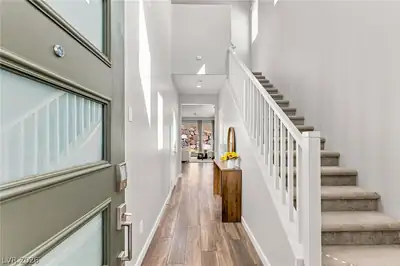 12388 Liberty Beacon Avenue Entry