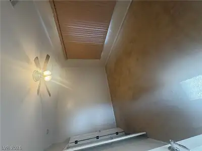 6145 Jutland Avenue Bedroom