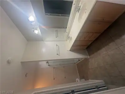 6145 Jutland Avenue Bathroom