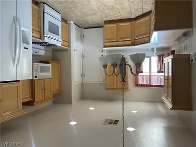 6145 Jutland Avenue Kitchen