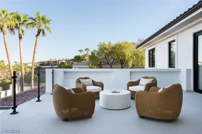 5086 Scenic Ridge Drive Patio