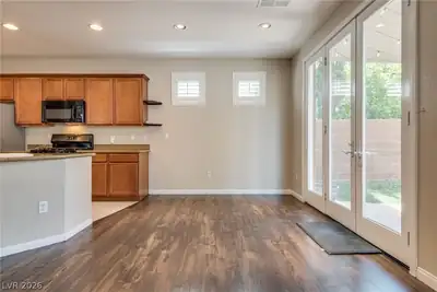 2305 Aragon Canyon Street Dining Area