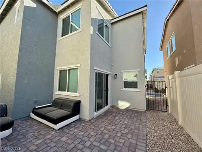 2686 Mango Light Avenue Patio