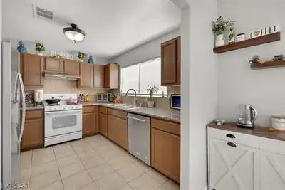 2127 ALISA MARIA Way Kitchen