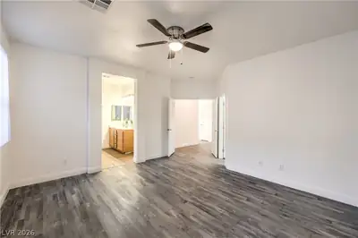 3409 Barada Heights Avenue Primary Bedroom