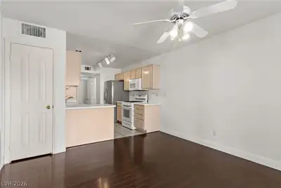 2900 Soda Creek Lane Dining Area