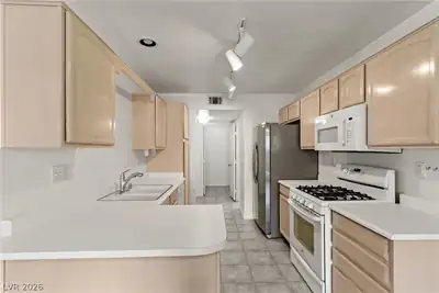 2900 Soda Creek Lane Kitchen