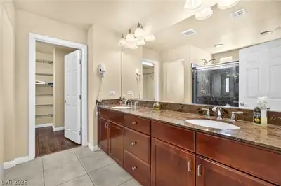 8258 Sorrel Street Primary Bathroom
