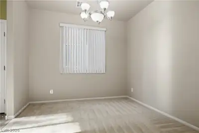 8925 Veneroso Street Dining Area