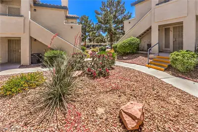 3425 East Russell Road 221 Yard