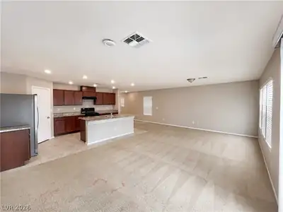 5640 Autumn Cliffs Way Living Room