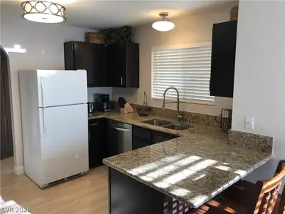 2200 South FORT APACHE Road 2199 Kitchen