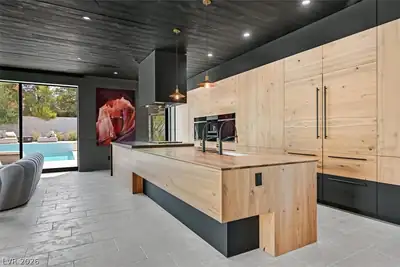 4155 Badura Avenue Kitchen