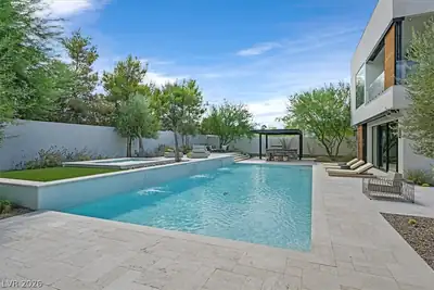 4155 Badura Avenue Pool