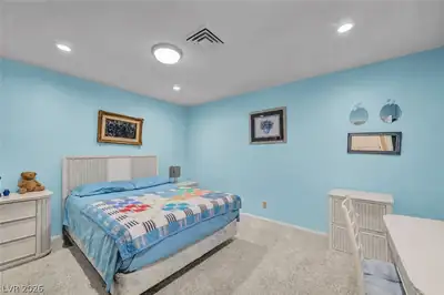 3016 Plaza De Monte Bedroom