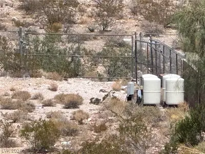 Pebble. Rd Yard