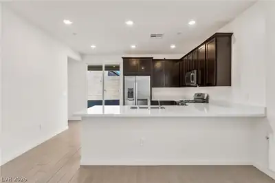 9398 Noble Fir Ridge Avenue Kitchen