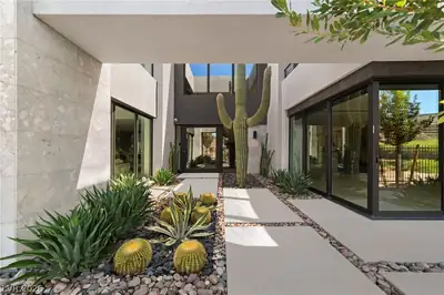 805 Dragons Eye Drive 