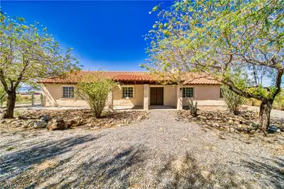 3110 Oakridge Avenue, Pahrump
