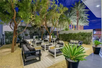 4471 Dean Martin Drive 810 Patio