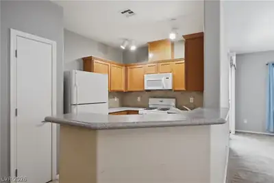 6655 Flaminian Lane 204 Kitchen