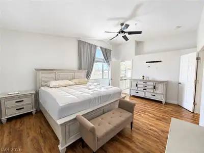 7547 Brightwood Drive Primary Bedroom