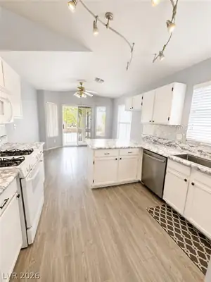 7945 Cherry Valley Circle Kitchen