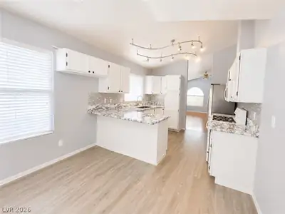 7945 Cherry Valley Circle Kitchen