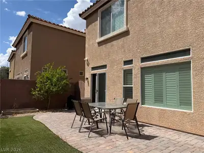 6073 Crown Palms Avenue Patio