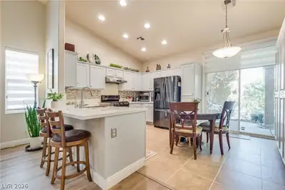54 ISLAND COURSE Avenue Kitchen