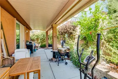 54 ISLAND COURSE Avenue Patio