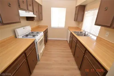 5267 Del Gado Drive C Kitchen