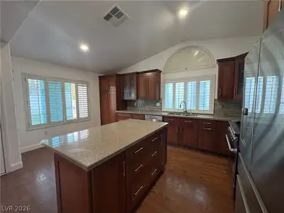 531 Drift Stone Avenue Kitchen