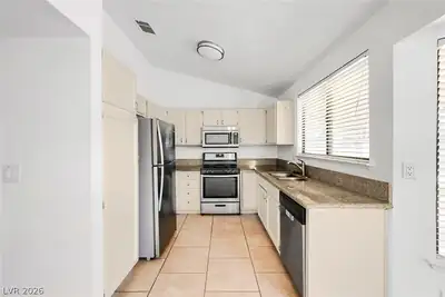 1920 Old Mill Lane Kitchen