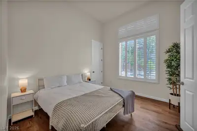 4528 Velvet Crest Lane Bedroom