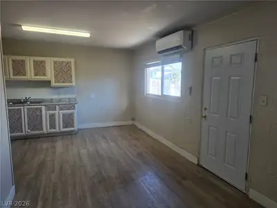 1911 Princeton Street A Living Room