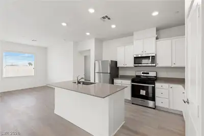 2754 Avril Point Street Kitchen