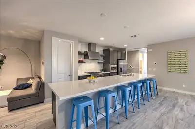 1335 South 8th Street Kitchen