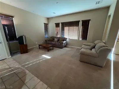 1978 Hollywell Street Living Room