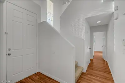 4987 Canadian Lynx Court Entry