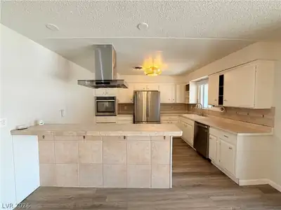 1483 Pawnee Drive 