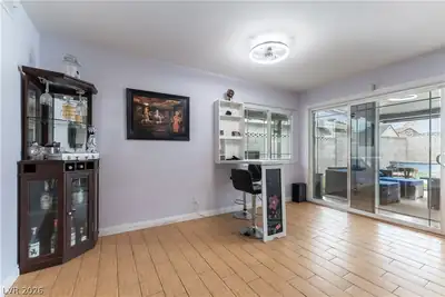 7112 Fenway Avenue Dining Area