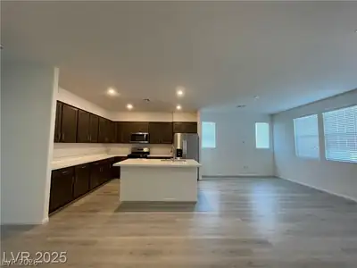 645 Bellus Place Kitchen