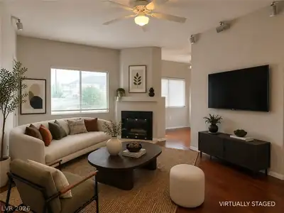 1050 East Cactus Avenue 2123 Living Room
