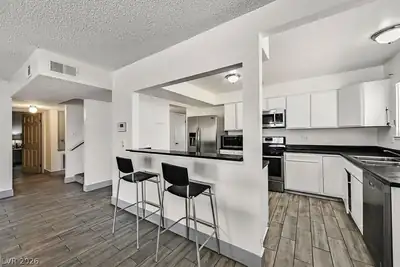 4301 El Esteban Way Kitchen